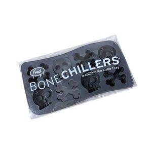 New Fred‎ Bone Chillers Skull Crossbones Ice Cube Tray Silicone Reusable Barware